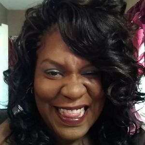 Meet your Posher, Sonia